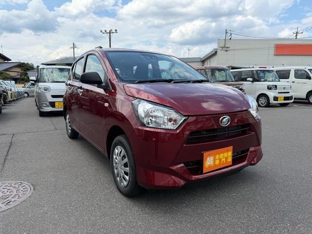 Daihatsu MIRA E:S 2026 — фото автомобиля 1