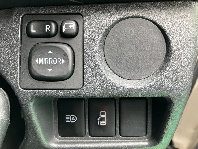 Toyota HIACE WAGON 2018 — фото автомобиля 1