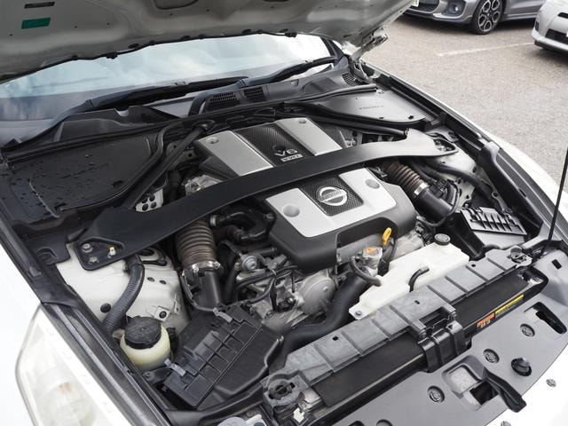 Nissan FAIRLADY Z 2009 — фото автомобиля 1