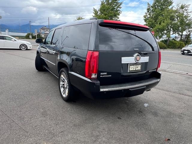 Cadillac ESCALADE 2017 — фото автомобиля 1