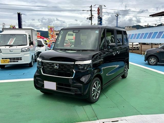 Honda N-BOX CUSTOM 2026 — фото автомобиля 1