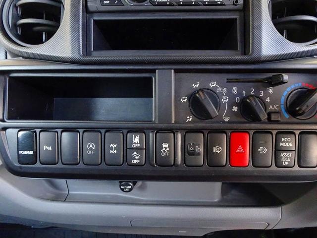 Миниатюра 12