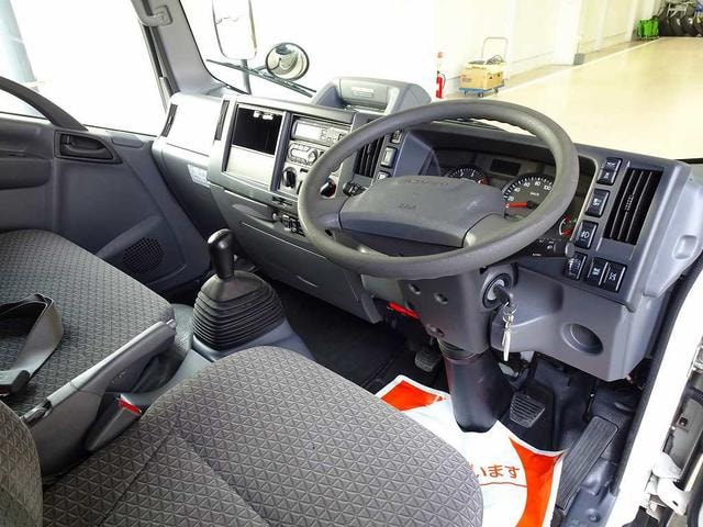 Isuzu ELF TRUCK 2021 — фото автомобиля 1