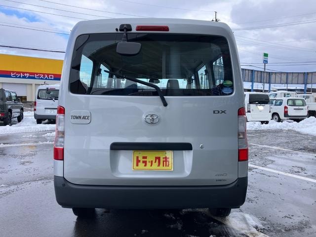Миниатюра 12
