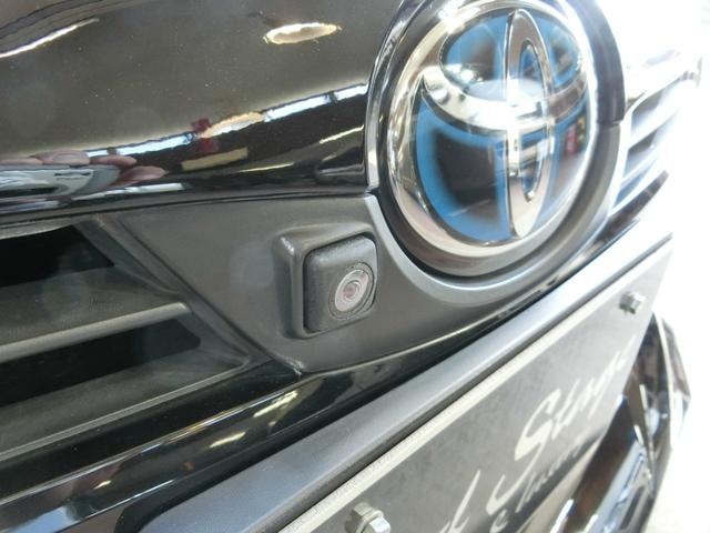 Toyota PRIUS 2021 — фото автомобиля 1