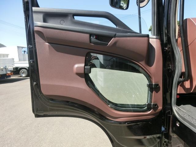Миниатюра 32