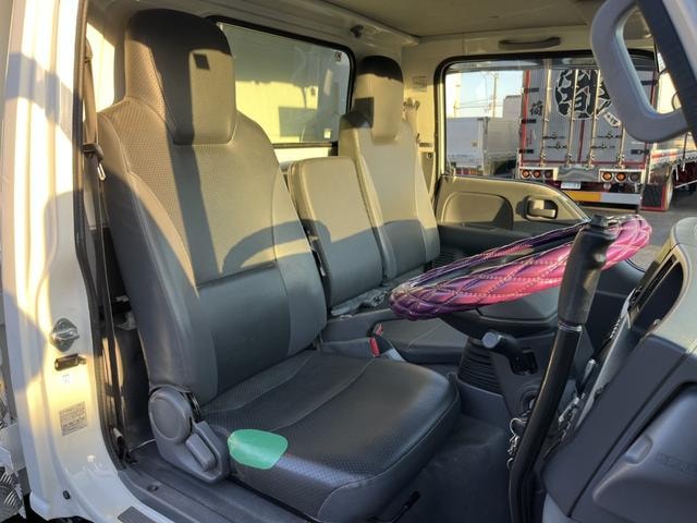 Isuzu ELF TRUCK 2017 — фото автомобиля 1