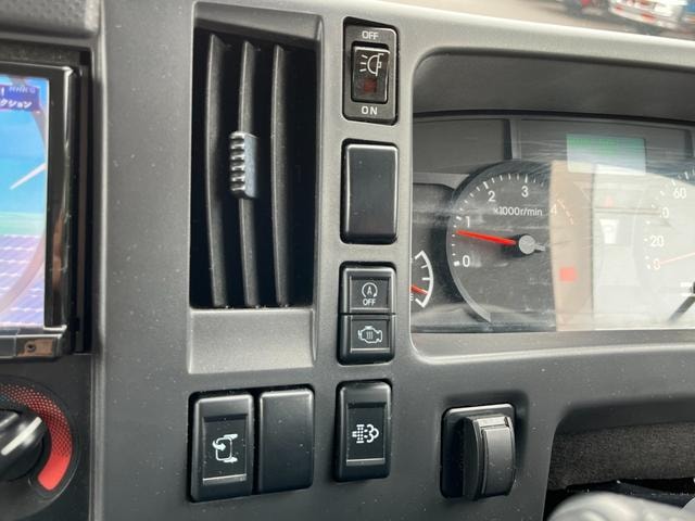Isuzu ELF TRUCK 2020 — фото автомобиля 1