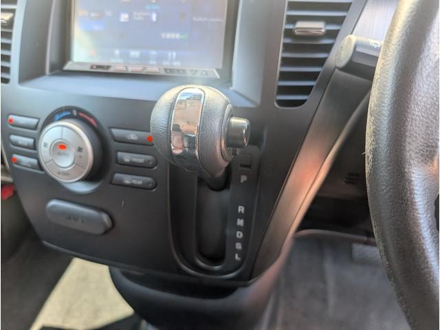 Mazda BIANTE 2012 — фото автомобиля 1