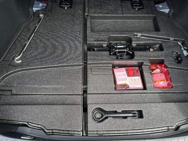 Миниатюра 32