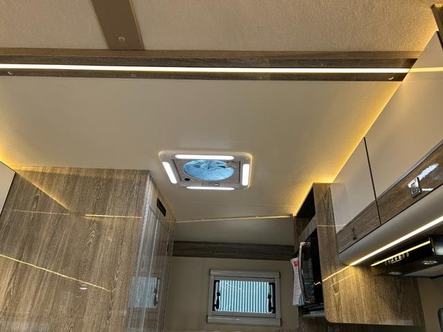 Миниатюра 37