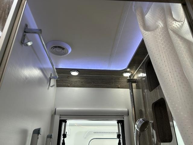 Миниатюра 35