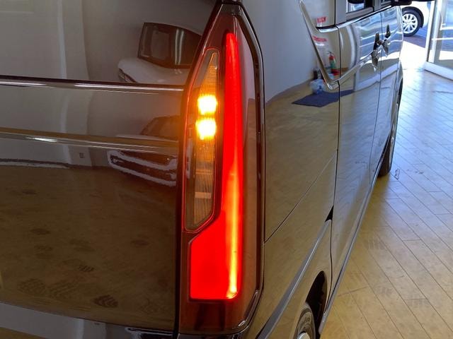 Honda N-BOX 2026 — фото автомобиля 1