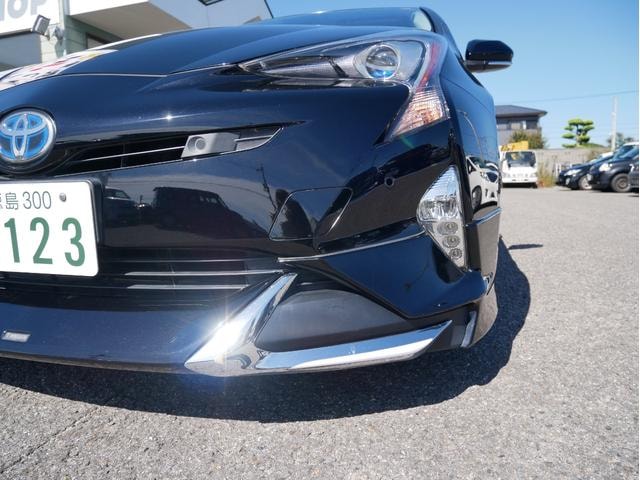 Toyota PRIUS 2016 — фото автомобиля 1