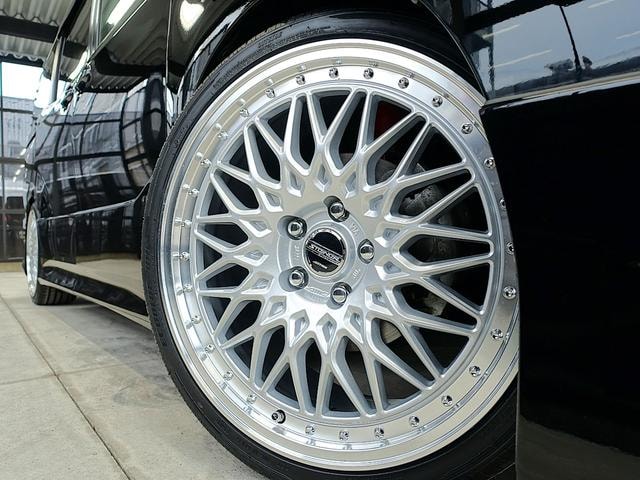 Миниатюра 18