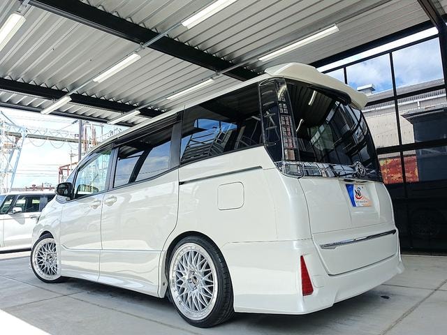 Миниатюра 15