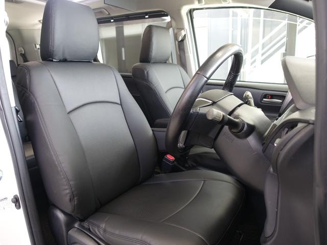 Toyota VOXY 2014 — фото автомобиля 1