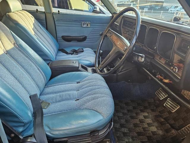 Nissan CEDRIC 1974 — фото автомобиля 1