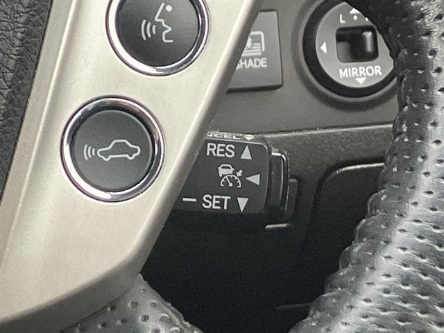 Toyota CROWN HYBRID 2011 — фото автомобиля 1