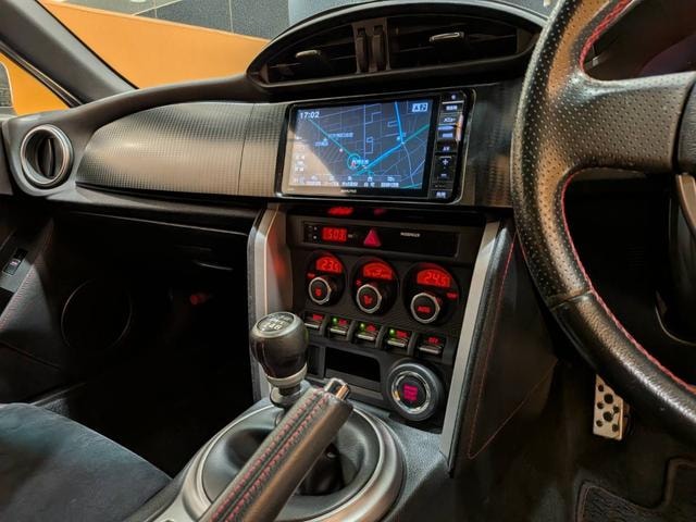 Миниатюра 38