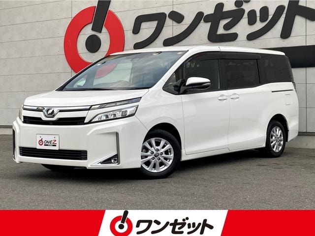 Toyota VOXY 2017 — фото автомобиля 1