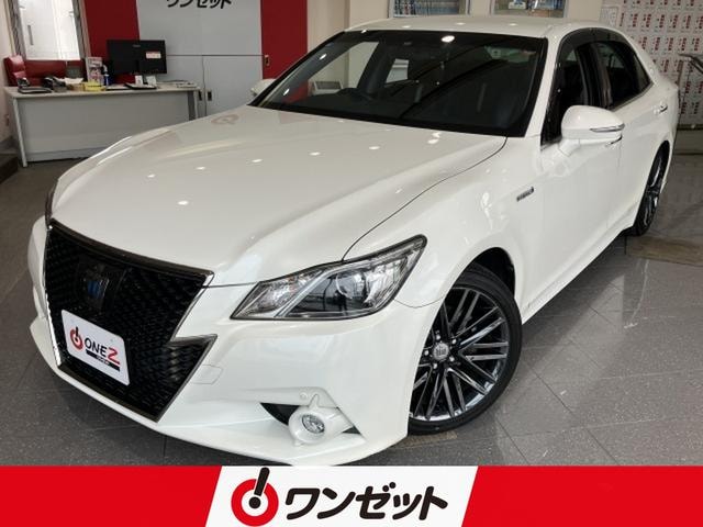 Toyota CROWN HYBRID 2015 — фото автомобиля