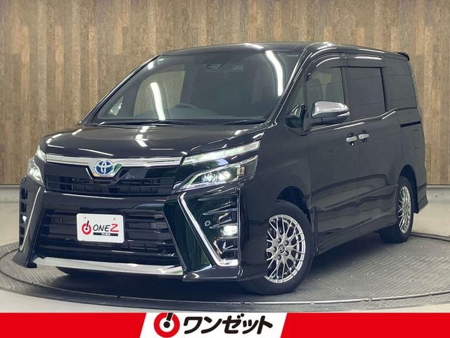 Toyota VOXY 2021 — фото автомобиля 1
