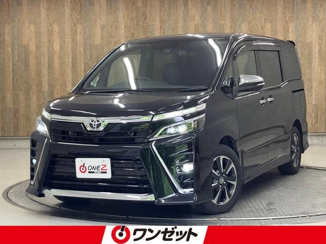 Toyota VOXY 2021 — фото автомобиля 1