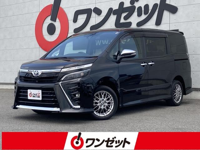 Toyota VOXY 2021 — фото автомобиля 1