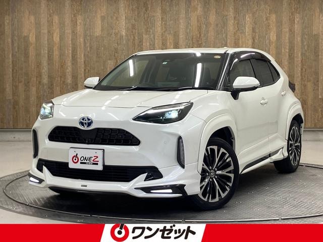Toyota YARIS CROSS 2022 — фото автомобиля 1