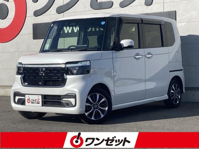 Honda N-BOX CUSTOM 2024 — фото автомобиля 1