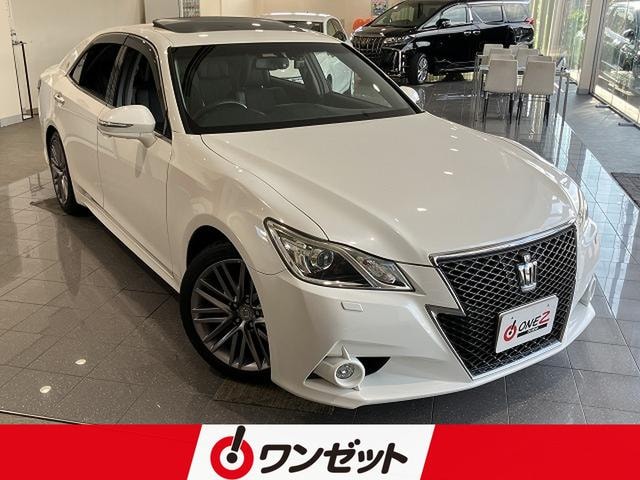 Toyota CROWN 2013 — фото автомобиля 1
