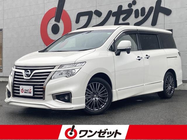 Nissan ELGRAND 2017 — фото автомобиля