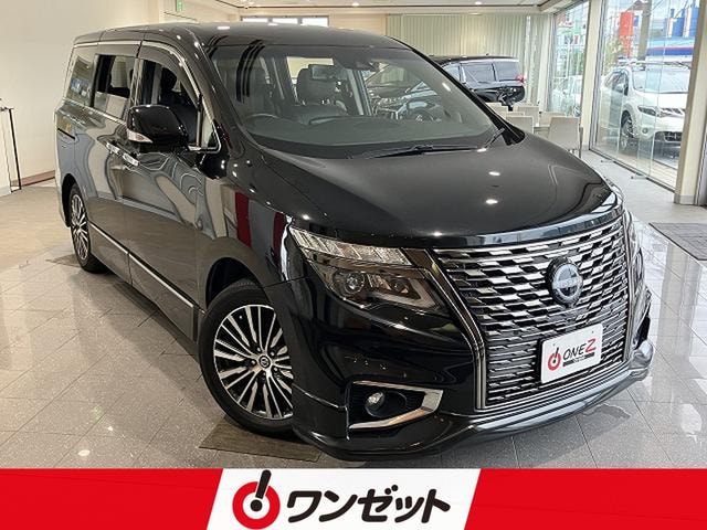 Nissan ELGRAND 2021 — фото автомобиля 1