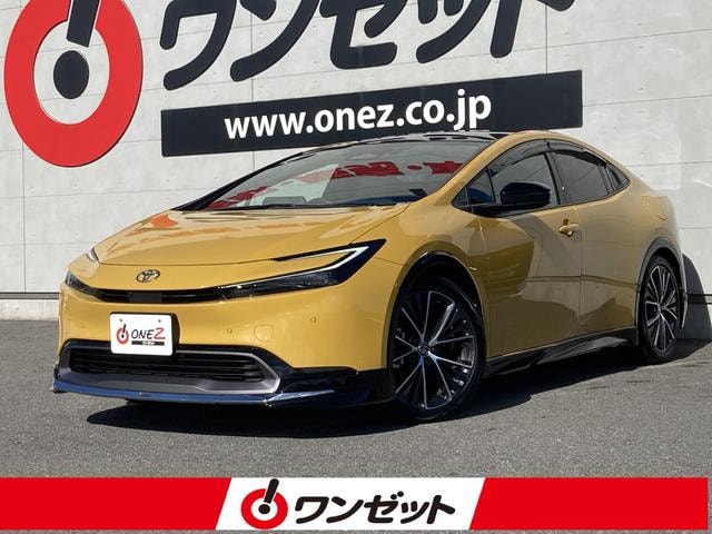 Toyota PRIUS 2023 — фото автомобиля 1