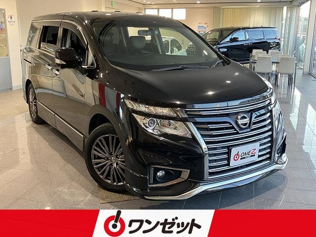 Nissan ELGRAND 2016 — фото автомобиля