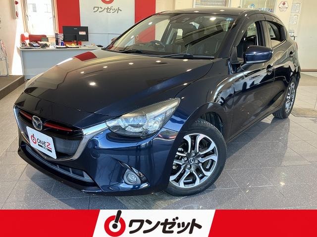 Mazda DEMIO 2016 — фото автомобиля 1