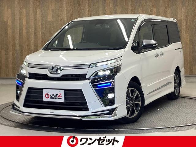 Toyota VOXY 2018 — фото автомобиля