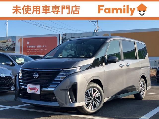 Nissan SERENA 2025 — фото автомобиля
