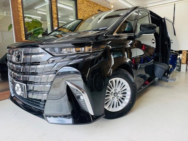 Toyota ALPHARD HYBRID 2026 — фото автомобиля