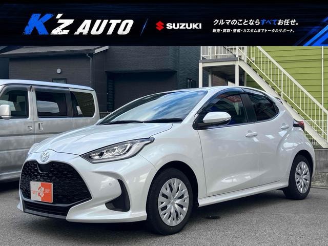 Toyota YARIS 2024 — фото автомобиля 1