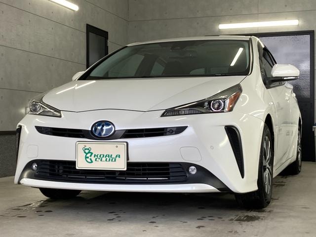 Toyota PRIUS 2019 — фото автомобиля 1