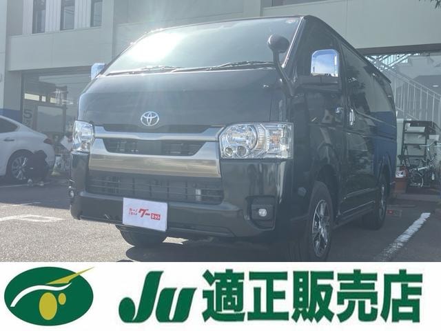 Toyota HIACE VAN 2025 — фото автомобиля 1