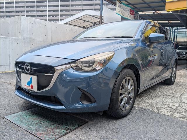 Mazda DEMIO 2018 — фото автомобиля 1