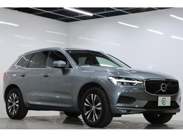 Volvo XC60 2019 — фото автомобиля 1