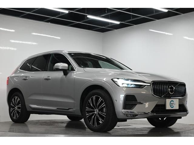 Volvo XC60 2022 — фото автомобиля 1