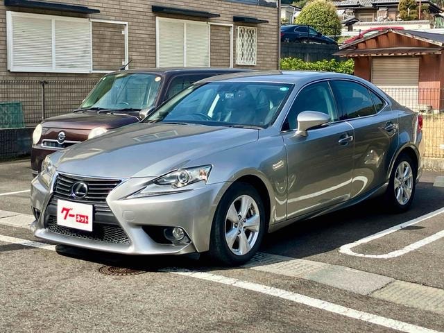 Lexus IS 2013 — фото автомобиля 1