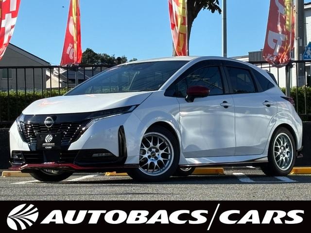 Nissan AURA 2022 — фото автомобиля 1