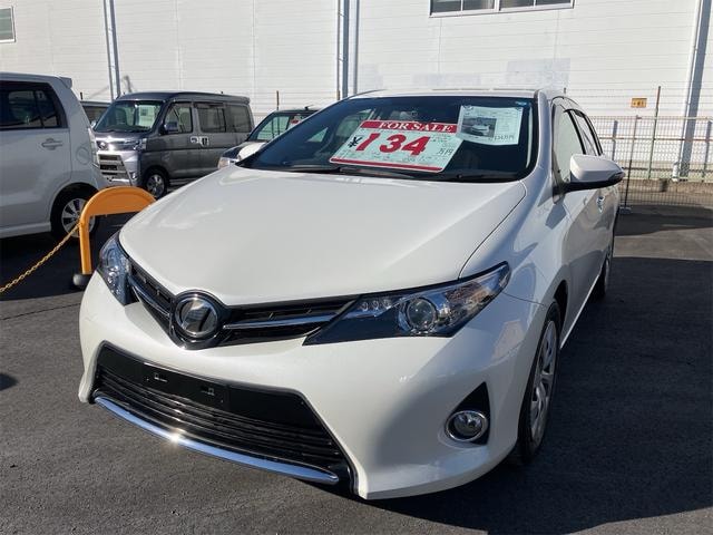 Toyota AURIS 2013 — фото автомобиля 1
