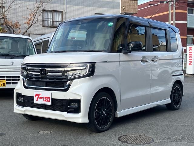 Honda N-BOX CUSTOM 2021 — фото автомобиля 1